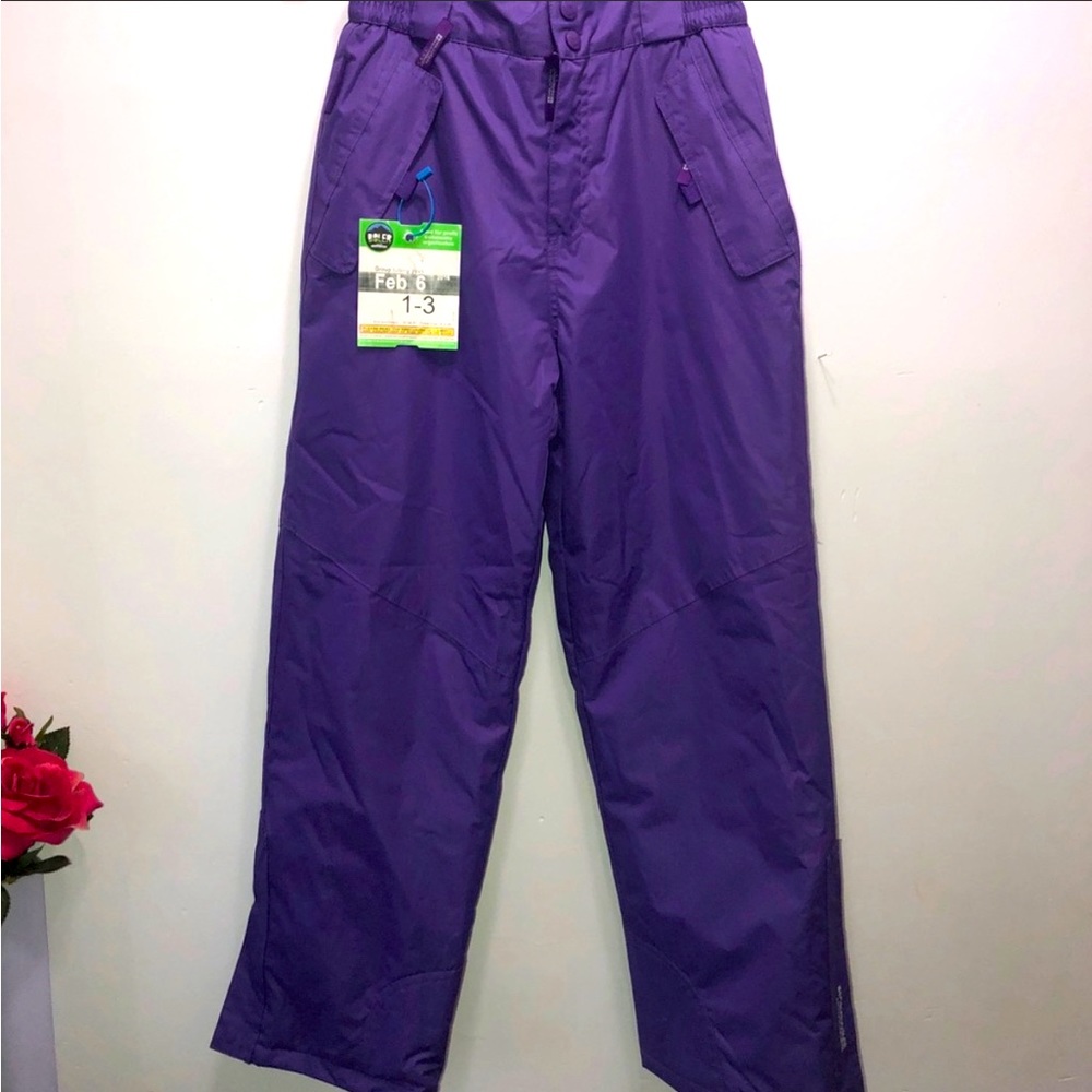 NWT SNOW PANTS